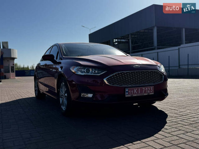 Форд Фьюжн 2020 в Полтаве на Automoto.ua Красный Форд Фьюжн, объемом двигателя 1.5 л и пробегом 185 тыс. км за 15600 $, фото 5 на Automoto.ua