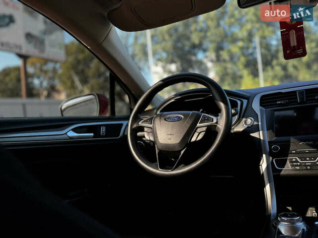 Форд Фьюжн 2020 в Полтаве на Automoto.ua Красный Форд Фьюжн, объемом двигателя 1.5 л и пробегом 185 тыс. км за 15600 $, фото 25 на Automoto.ua