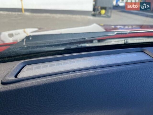 Красный Форд Фьюжн, объемом двигателя 2 л и пробегом 57 тыс. км за 15200 $, фото 33 на Automoto.ua