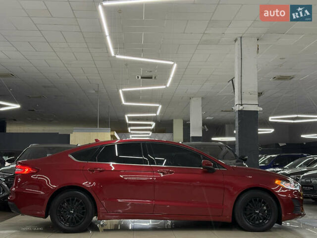 Красный Форд Фьюжн, объемом двигателя 2.49 л и пробегом 126 тыс. км за 14999 $, фото 6 на Automoto.ua