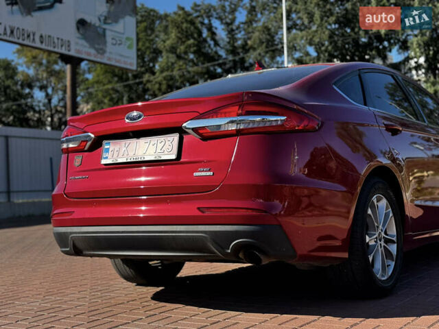 Форд Фьюжн 2020 в Полтаве на Automoto.ua Красный Форд Фьюжн, объемом двигателя 1.5 л и пробегом 185 тыс. км за 15600 $, фото 12 на Automoto.ua