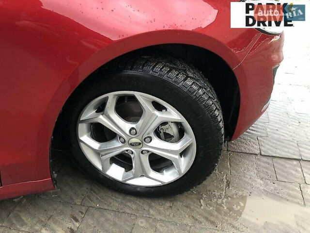 Красный Форд Фьюжн, объемом двигателя 1.5 л и пробегом 82 тыс. км за 14500 $, фото 3 на Automoto.ua