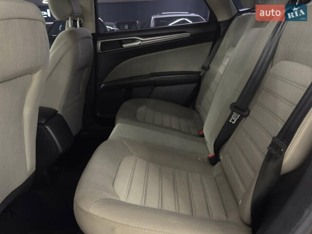 Красный Форд Фьюжн, объемом двигателя 2.49 л и пробегом 126 тыс. км за 14999 $, фото 20 на Automoto.ua