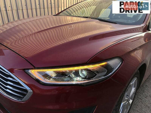 Красный Форд Фьюжн, объемом двигателя 1.5 л и пробегом 82 тыс. км за 14500 $, фото 31 на Automoto.ua