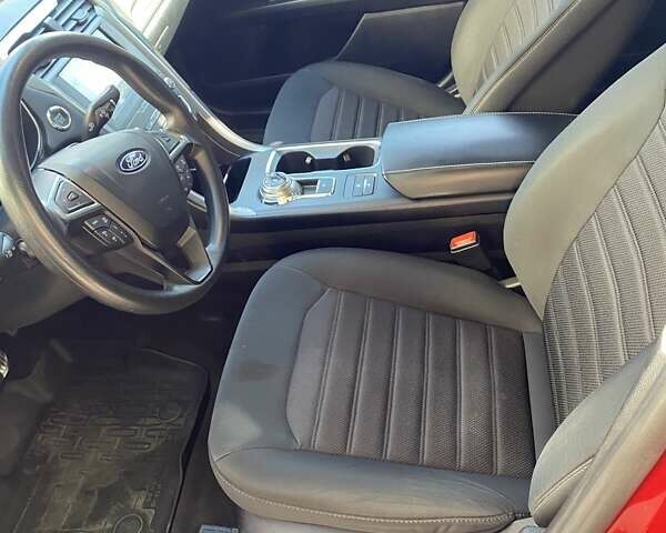 Красный Форд Фьюжн, объемом двигателя 2 л и пробегом 57 тыс. км за 15200 $, фото 13 на Automoto.ua