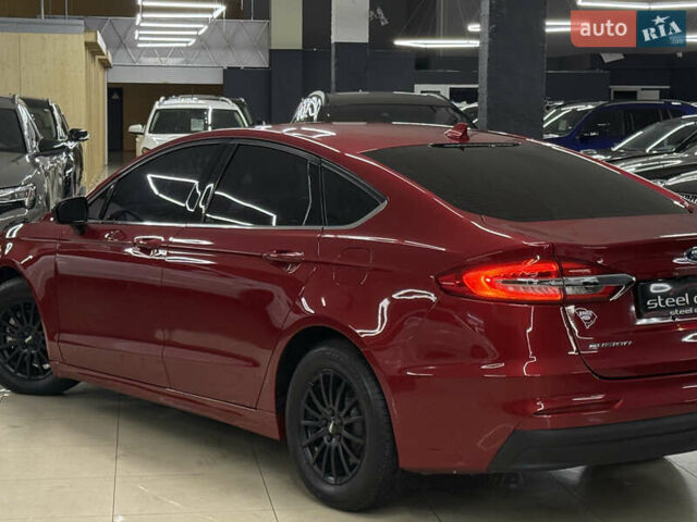 Красный Форд Фьюжн, объемом двигателя 2.49 л и пробегом 126 тыс. км за 14999 $, фото 12 на Automoto.ua