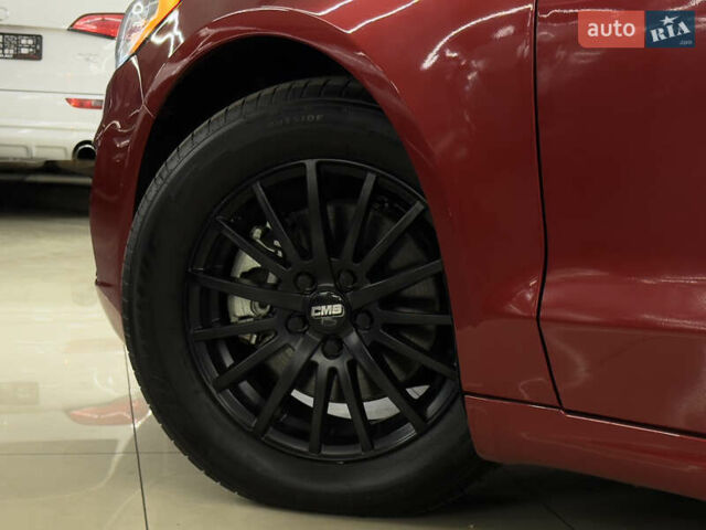 Красный Форд Фьюжн, объемом двигателя 2.49 л и пробегом 126 тыс. км за 14999 $, фото 15 на Automoto.ua