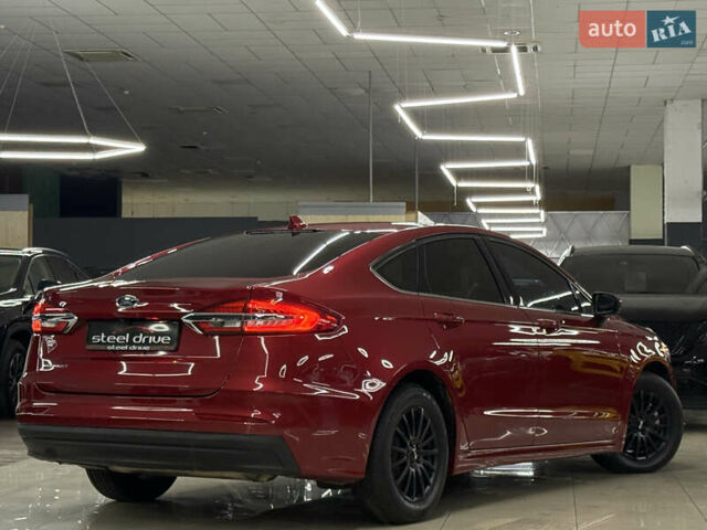 Красный Форд Фьюжн, объемом двигателя 2.49 л и пробегом 126 тыс. км за 14999 $, фото 7 на Automoto.ua