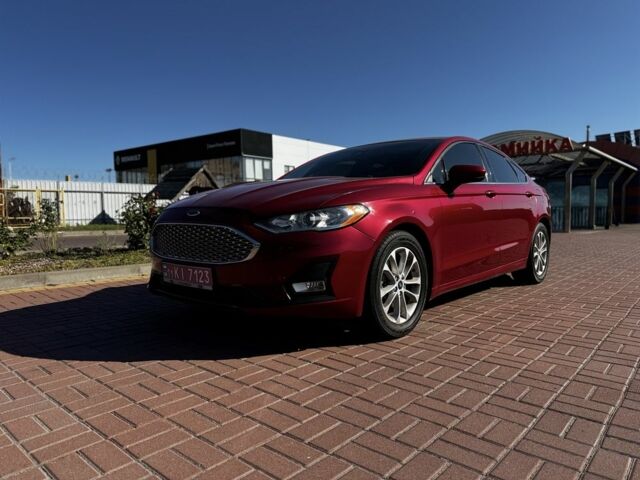 Форд Фьюжн 2020 в Полтаве на Automoto.ua Красный Форд Фьюжн, объемом двигателя 1.5 л и пробегом 185 тыс. км за 15600 $, фото 1 на Automoto.ua