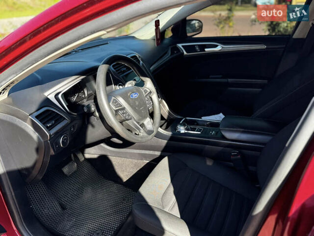 Форд Фьюжн 2020 в Полтаве на Automoto.ua Красный Форд Фьюжн, объемом двигателя 1.5 л и пробегом 185 тыс. км за 15600 $, фото 18 на Automoto.ua