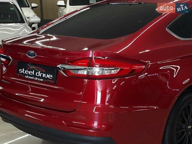 Форд Фьюжн 2020 в Николаеве на Automoto.ua Красный Форд Фьюжн, объемом двигателя 2.49 л и пробегом 126 тыс. км за 15969 $, фото 7 на Automoto.ua