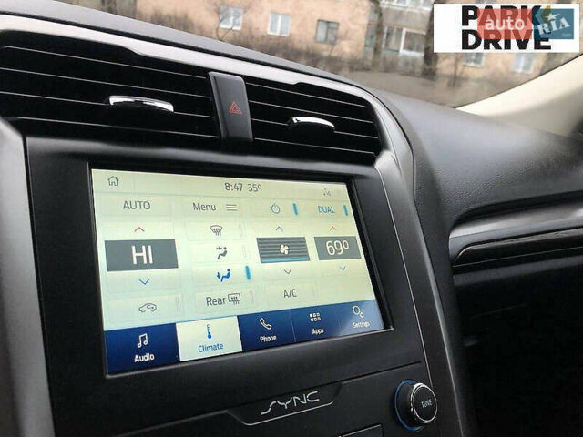 Красный Форд Фьюжн, объемом двигателя 1.5 л и пробегом 82 тыс. км за 14500 $, фото 25 на Automoto.ua