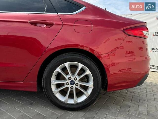 Форд Фьюжн 2020 в Луцке на Automoto.ua Красный Форд Фьюжн, объемом двигателя 1.5 л и пробегом 159 тыс. км за 9900 $, фото 4 на Automoto.ua