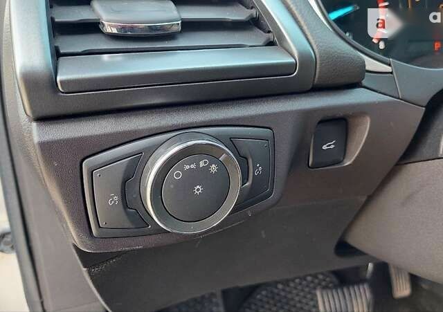 Форд Фьюжн, объемом двигателя 0 л и пробегом 214 тыс. км за 10699 $, фото 16 на Automoto.ua