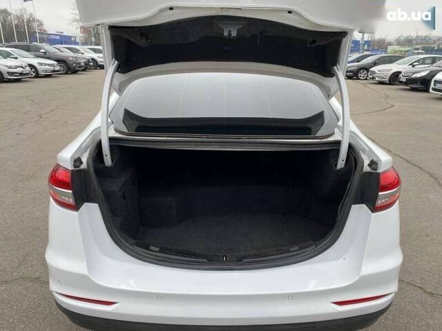 Форд Фьюжн, объемом двигателя 4.25 л и пробегом 129 тыс. км за 14900 $, фото 15 на Automoto.ua