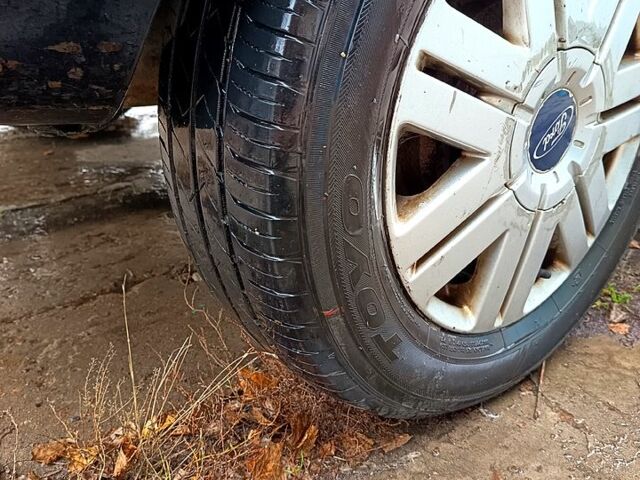 Форд Фьюжн, объемом двигателя 1.6 л и пробегом 250 тыс. км за 4500 $, фото 2 на Automoto.ua