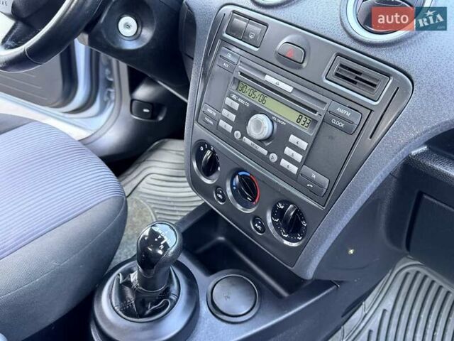 Форд Фьюжен, об'ємом двигуна 1.4 л та пробігом 148 тис. км за 4500 $, фото 8 на Automoto.ua