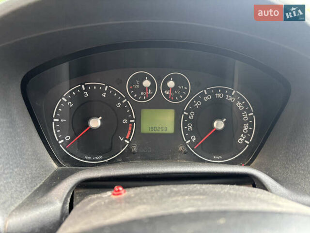Форд Фьюжн, объемом двигателя 1.4 л и пробегом 190 тыс. км за 4100 $, фото 6 на Automoto.ua