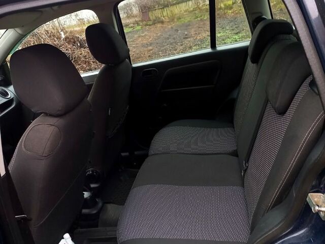 Форд Фьюжн, объемом двигателя 1.4 л и пробегом 230 тыс. км за 4700 $, фото 6 на Automoto.ua