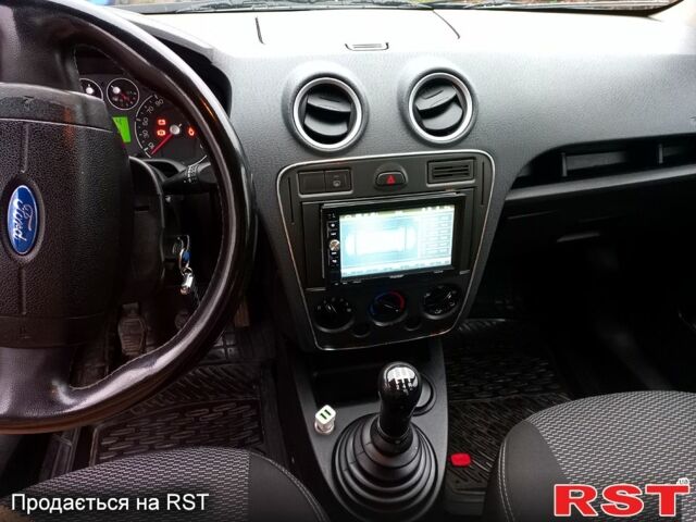 Форд Фьюжн, объемом двигателя 1.4 л и пробегом 230 тыс. км за 4700 $, фото 3 на Automoto.ua