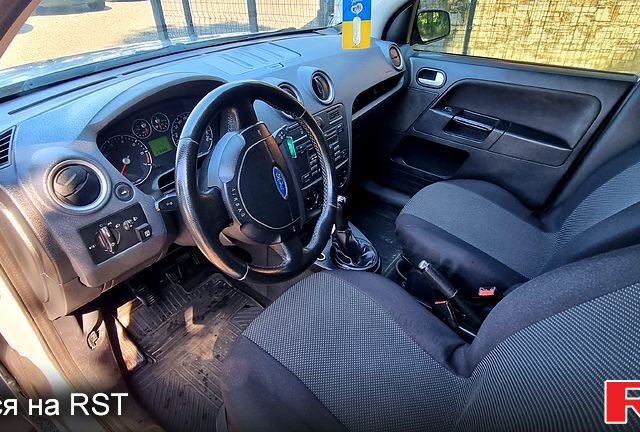 Форд Фьюжн, объемом двигателя 1.4 л и пробегом 156 тыс. км за 4300 $, фото 1 на Automoto.ua