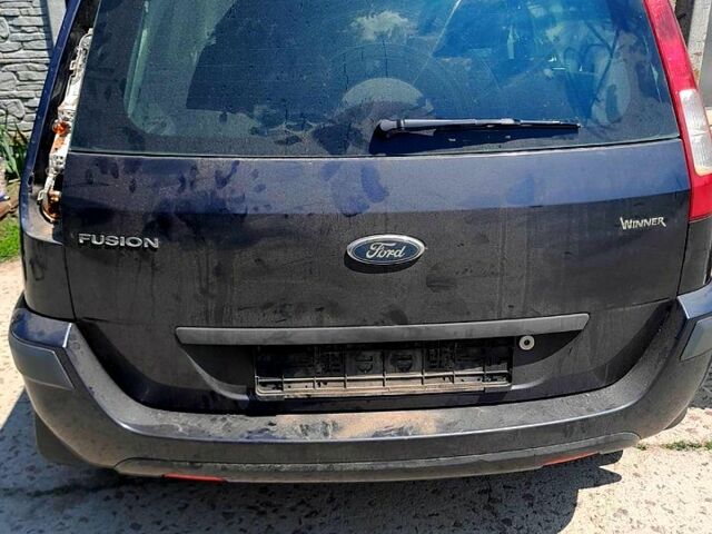 Форд Фьюжен, об'ємом двигуна 1.4 л та пробігом 140 тис. км за 1900 $, фото 2 на Automoto.ua