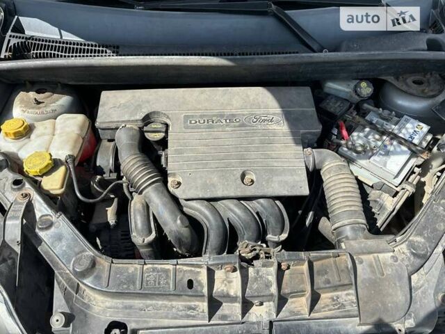 Форд Фьюжн, объемом двигателя 1.39 л и пробегом 192 тыс. км за 4400 $, фото 12 на Automoto.ua