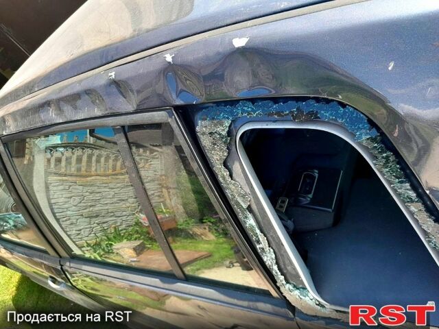Форд Фьюжен, об'ємом двигуна 1.4 л та пробігом 140 тис. км за 1900 $, фото 4 на Automoto.ua