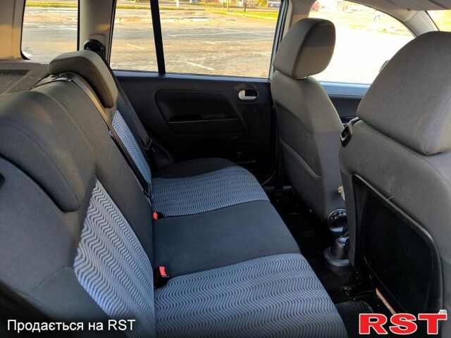 Форд Фьюжн, объемом двигателя 1.6 л и пробегом 172 тыс. км за 6200 $, фото 12 на Automoto.ua