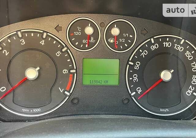 Форд Фьюжн, объемом двигателя 0 л и пробегом 120 тыс. км за 4500 $, фото 6 на Automoto.ua