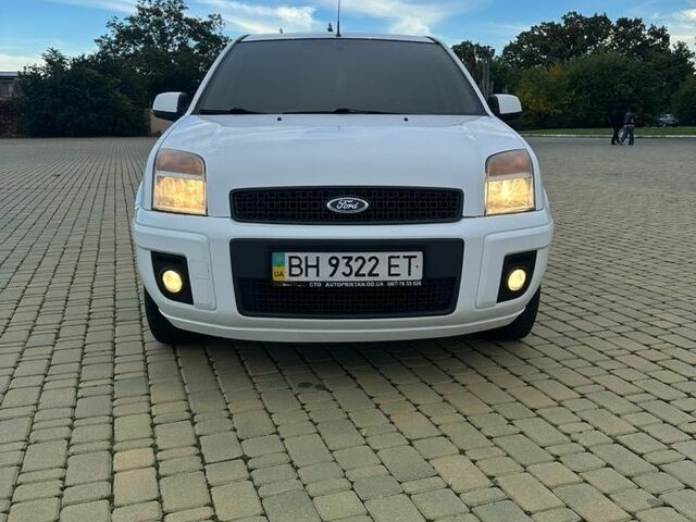 Форд Фьюжен, об'ємом двигуна 0 л та пробігом 212 тис. км за 4650 $, фото 9 на Automoto.ua