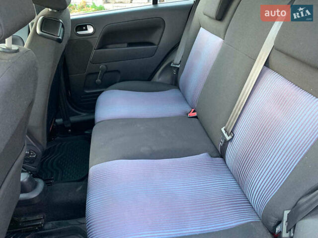 Форд Фьюжен, об'ємом двигуна 1.4 л та пробігом 125 тис. км за 4790 $, фото 18 на Automoto.ua