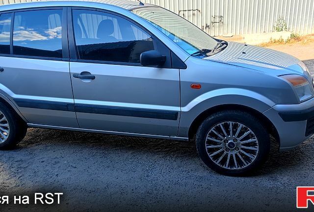 Форд Фьюжен, об'ємом двигуна 1.4 л та пробігом 205 тис. км за 5200 $, фото 1 на Automoto.ua