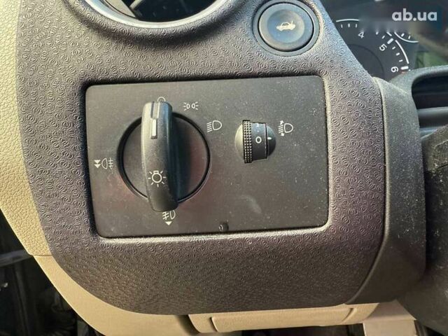 Форд Фьюжен, об'ємом двигуна 1.4 л та пробігом 235 тис. км за 4390 $, фото 16 на Automoto.ua