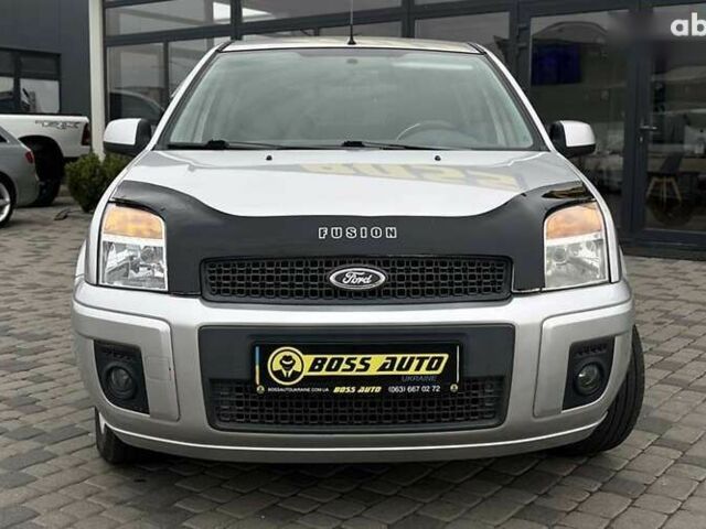 Форд Фьюжн, объемом двигателя 1.4 л и пробегом 110 тыс. км за 5600 $, фото 1 на Automoto.ua