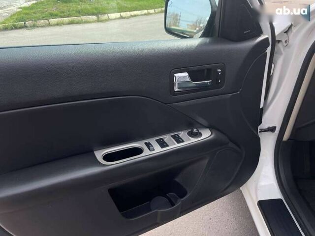 Форд Фьюжн, объемом двигателя 0 л и пробегом 227 тыс. км за 8299 $, фото 13 на Automoto.ua