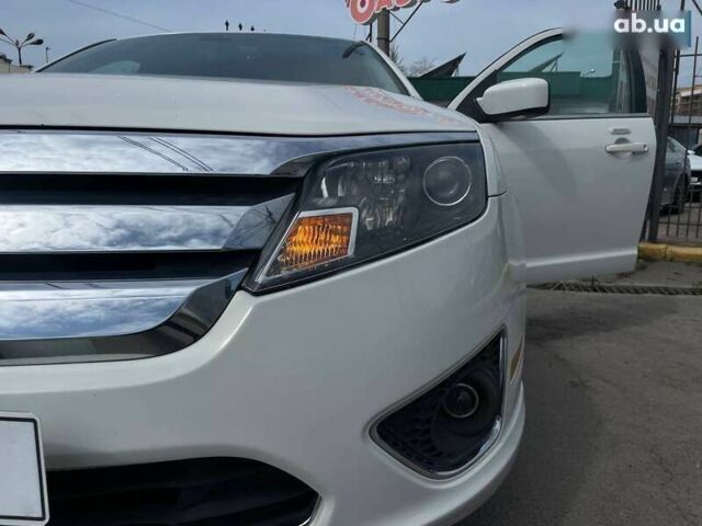 Форд Фьюжн, объемом двигателя 0 л и пробегом 227 тыс. км за 8299 $, фото 8 на Automoto.ua