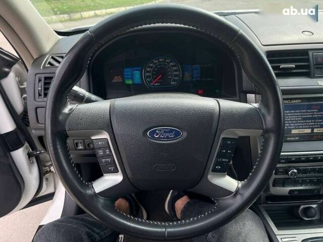 Форд Фьюжн, объемом двигателя 0 л и пробегом 227 тыс. км за 8299 $, фото 20 на Automoto.ua