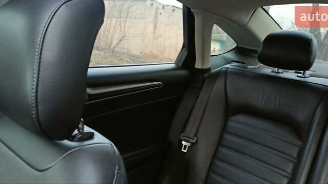 Форд Фьюжен, об'ємом двигуна 2 л та пробігом 125 тис. км за 9100 $, фото 21 на Automoto.ua
