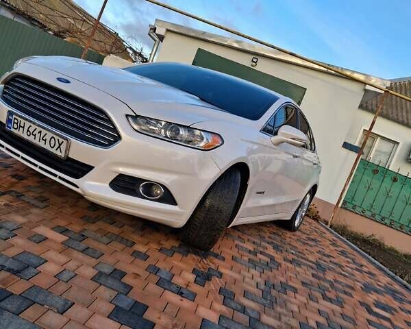 Форд Фьюжен, об'ємом двигуна 2 л та пробігом 180 тис. км за 10700 $, фото 1 на Automoto.ua