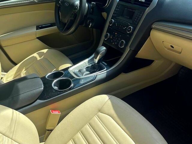 Форд Фьюжен, об'ємом двигуна 20 л та пробігом 287 тис. км за 9599 $, фото 4 на Automoto.ua