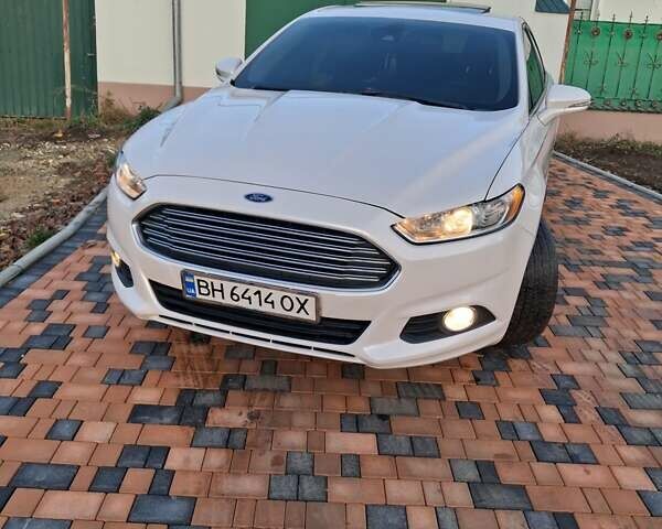 Форд Фьюжен, об'ємом двигуна 2 л та пробігом 180 тис. км за 10700 $, фото 4 на Automoto.ua