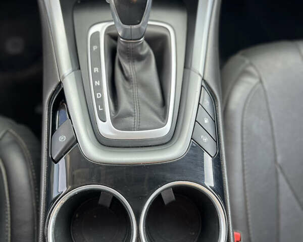 Форд Фьюжн, объемом двигателя 0 л и пробегом 200 тыс. км за 12100 $, фото 15 на Automoto.ua