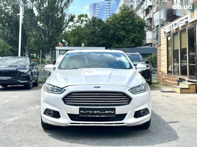 Форд Фьюжн, объемом двигателя 0 л и пробегом 124 тыс. км за 9800 $, фото 6 на Automoto.ua