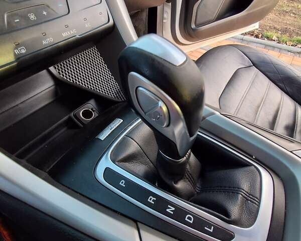 Форд Фьюжен, об'ємом двигуна 2 л та пробігом 180 тис. км за 10700 $, фото 19 на Automoto.ua