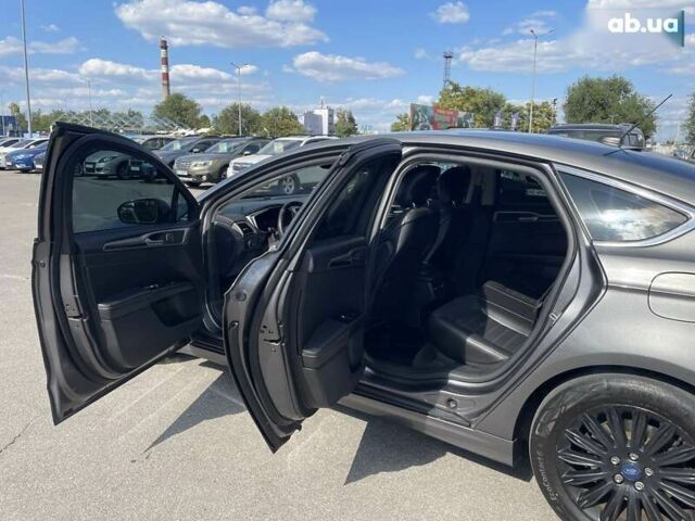 Форд Фьюжен, об'ємом двигуна 0 л та пробігом 245 тис. км за 10500 $, фото 12 на Automoto.ua