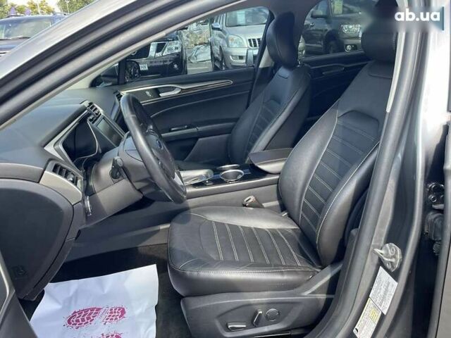 Форд Фьюжен, об'ємом двигуна 0 л та пробігом 245 тис. км за 10500 $, фото 10 на Automoto.ua