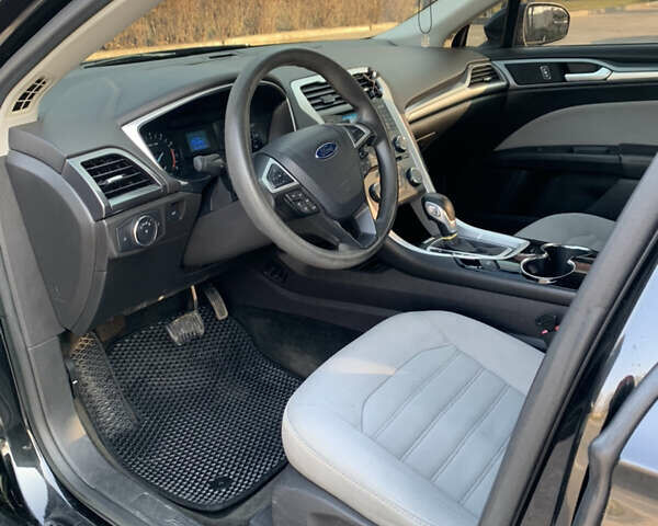 Форд Фьюжн, объемом двигателя 2.5 л и пробегом 195 тыс. км за 9200 $, фото 4 на Automoto.ua