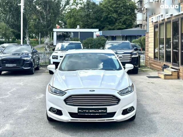 Форд Фьюжн, объемом двигателя 0 л и пробегом 124 тыс. км за 9800 $, фото 7 на Automoto.ua