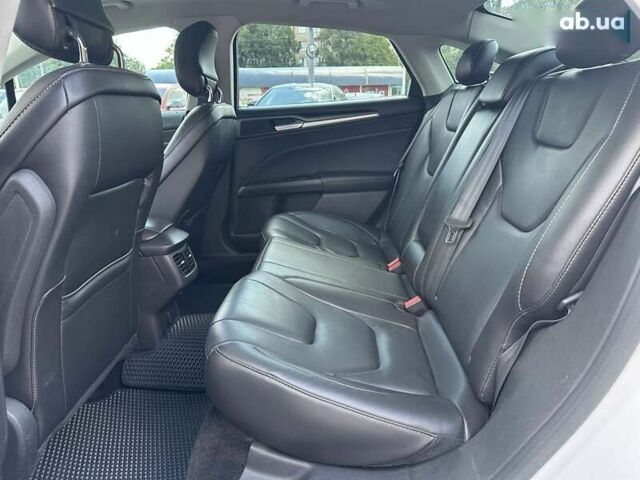 Форд Фьюжн, объемом двигателя 0 л и пробегом 124 тыс. км за 9800 $, фото 24 на Automoto.ua